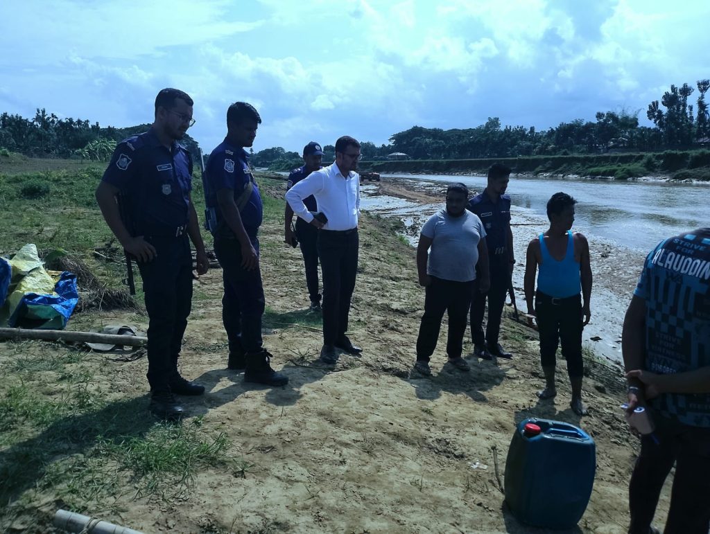 দীঘিনালায় অবৈধ বালু উত্তোলন; লাখ টাকা জরিমানা